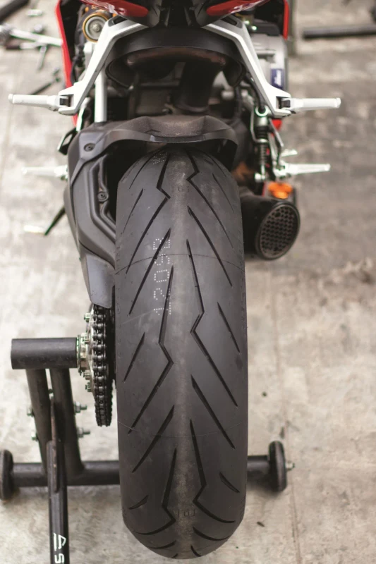 Tyre fitment image