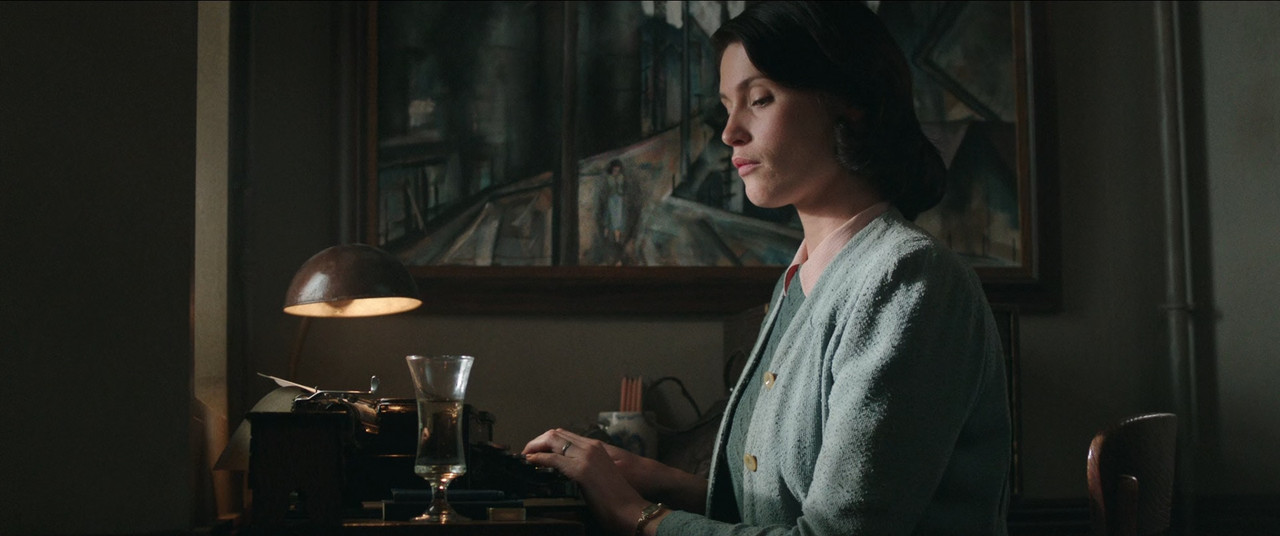 Their Finest 2016 (1080p x265 10bit Tigole).mkv_