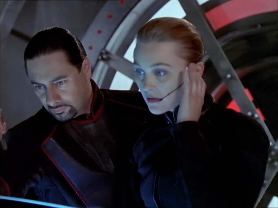 Farscape.S01E01.Il.progetto.Farscape.ITA.AAC.720p.BDMux.x264-G4ME.mkv_snapshot_31.18_[2021.07.28_11.