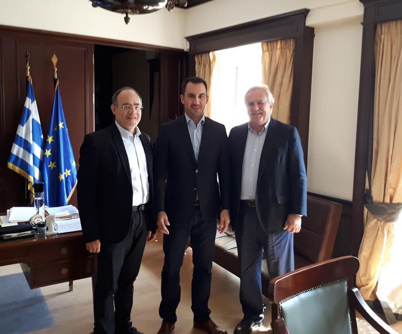 Α. ΜΙΧΑΗΛΙΔΗΣ: ΧΡΕΟΣ ΜΝΗΜΗΣ ΚΑΙ ΤΙΜΗΣ Η ΑΝΑΚΗΡΥΞΗ ΤΩΝ ΨΑΡΩΝ ΩΣ ΗΡΩΙΚΗΣ ΝΗΣΟΥ