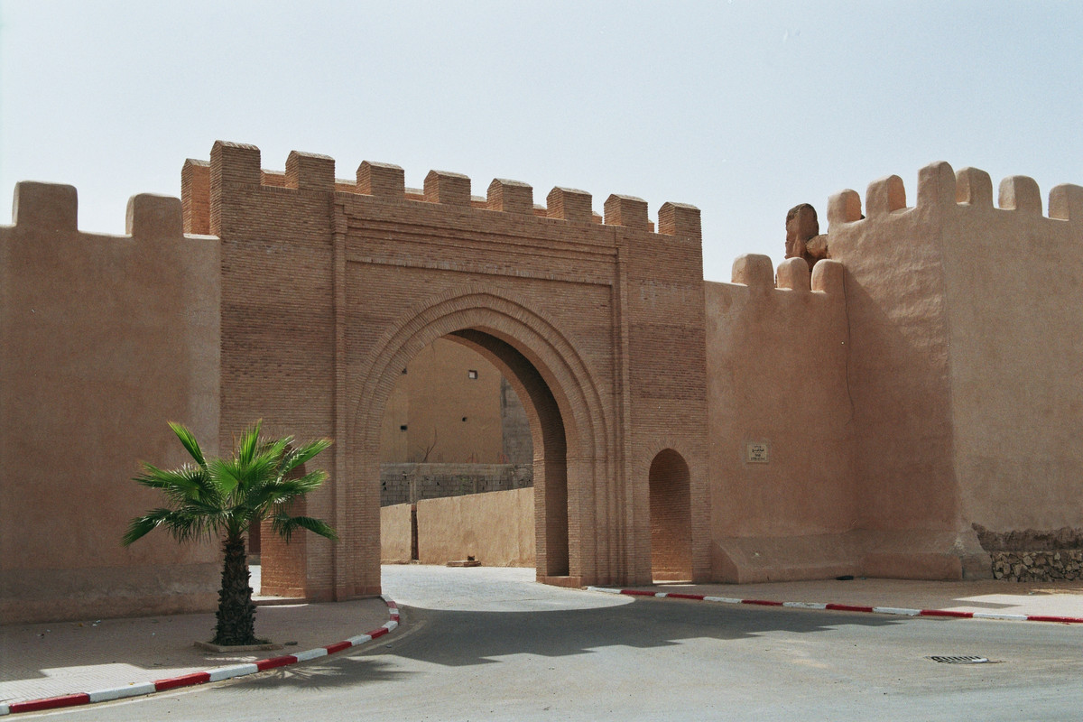 Historia : Taroudant, la ciudad rebelde, Ciudad-Marruecos (4)