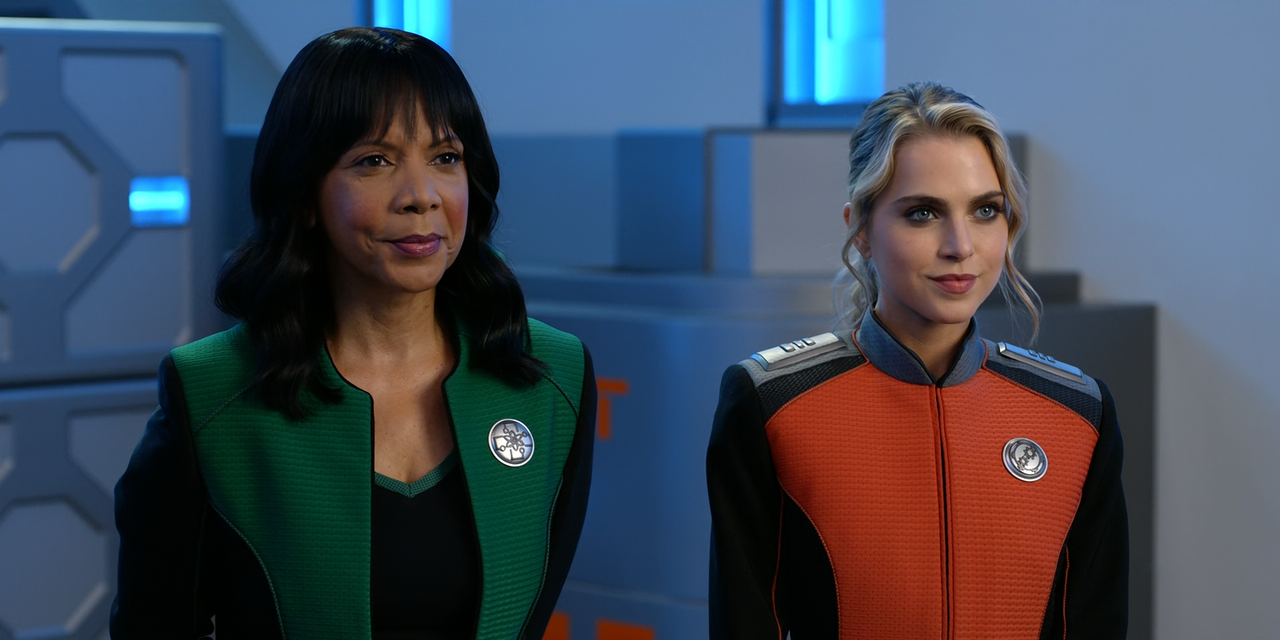 The.Orville.S03E07.From.Unknown.Graves.1080p.10bit.DSNP.WEB-DL.DDP5.1.HEVC-Vyndros.mkv_snapshot_00.0