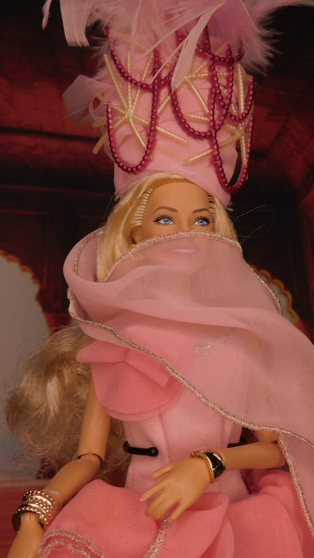 К космонавтике 2024 и барбейское 056