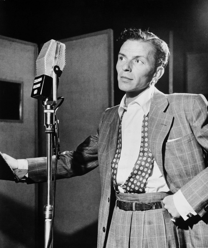 people-frank-sinatra-1281484-1280.jpg