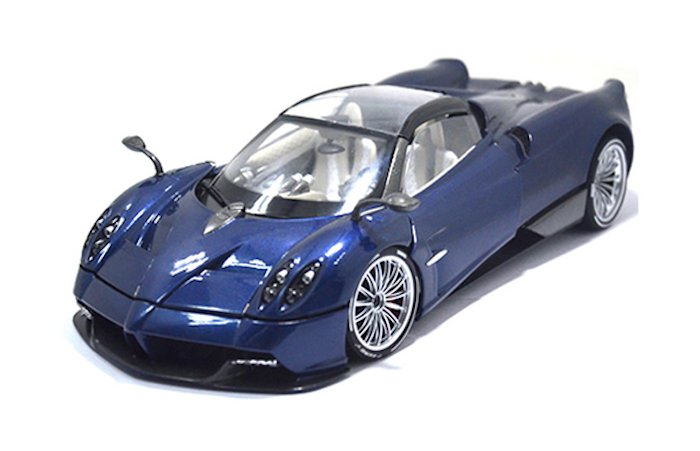 lcd_Pagani-Huayra-Roadster