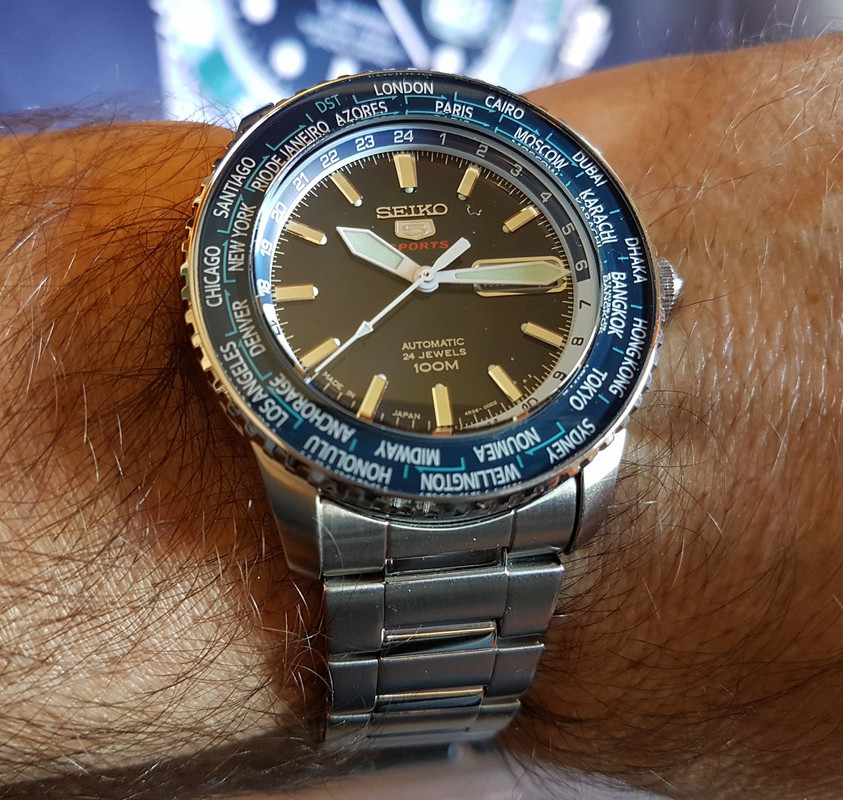 Seiko 5 Sports SRP125 World Time Cal. 4R36 Auto 100M (1)