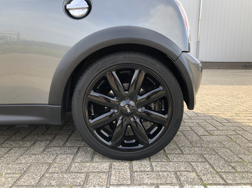 7BAE8A82-344E-4523-83E0-2BAAE77EBD98