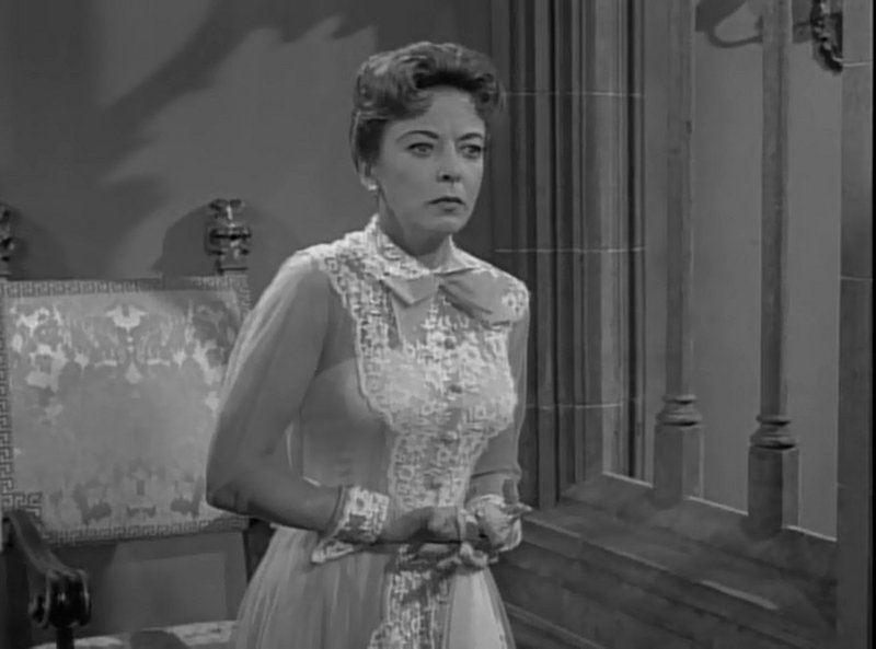 The Sixteen-Millimeter Shrine