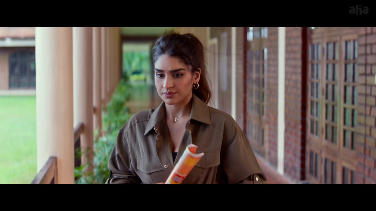 screenshot Sexy Yukti Thareja hot compilation 1763268283271