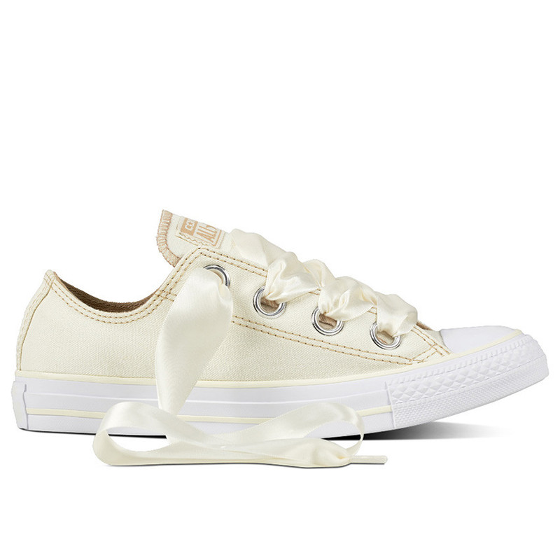 converse gold eyelets