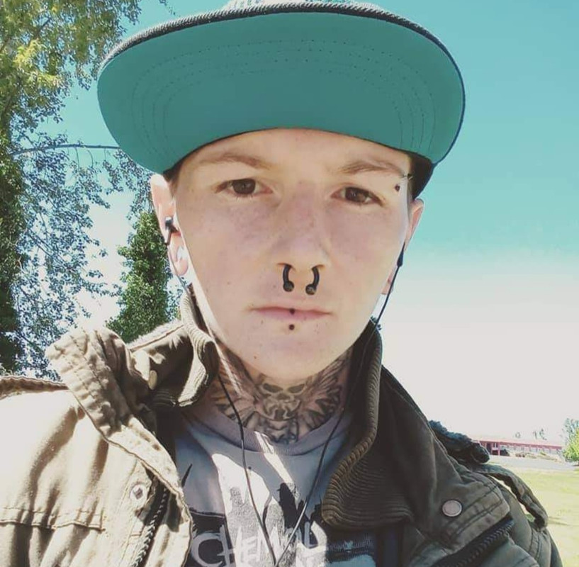 Screenshot_20240902_212354_Facebook