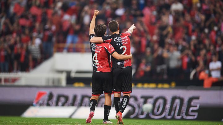 La botella de whisky de 1954 que el Atlas abrirá solo si son campeones