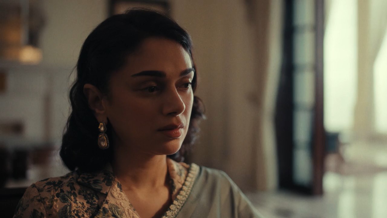 Jubilee (2023) Season 1 [Hindi + Tamil + Telugu + Malayalam + Kannada] WebRip 480p, 720p ESub - Complete Screenshot