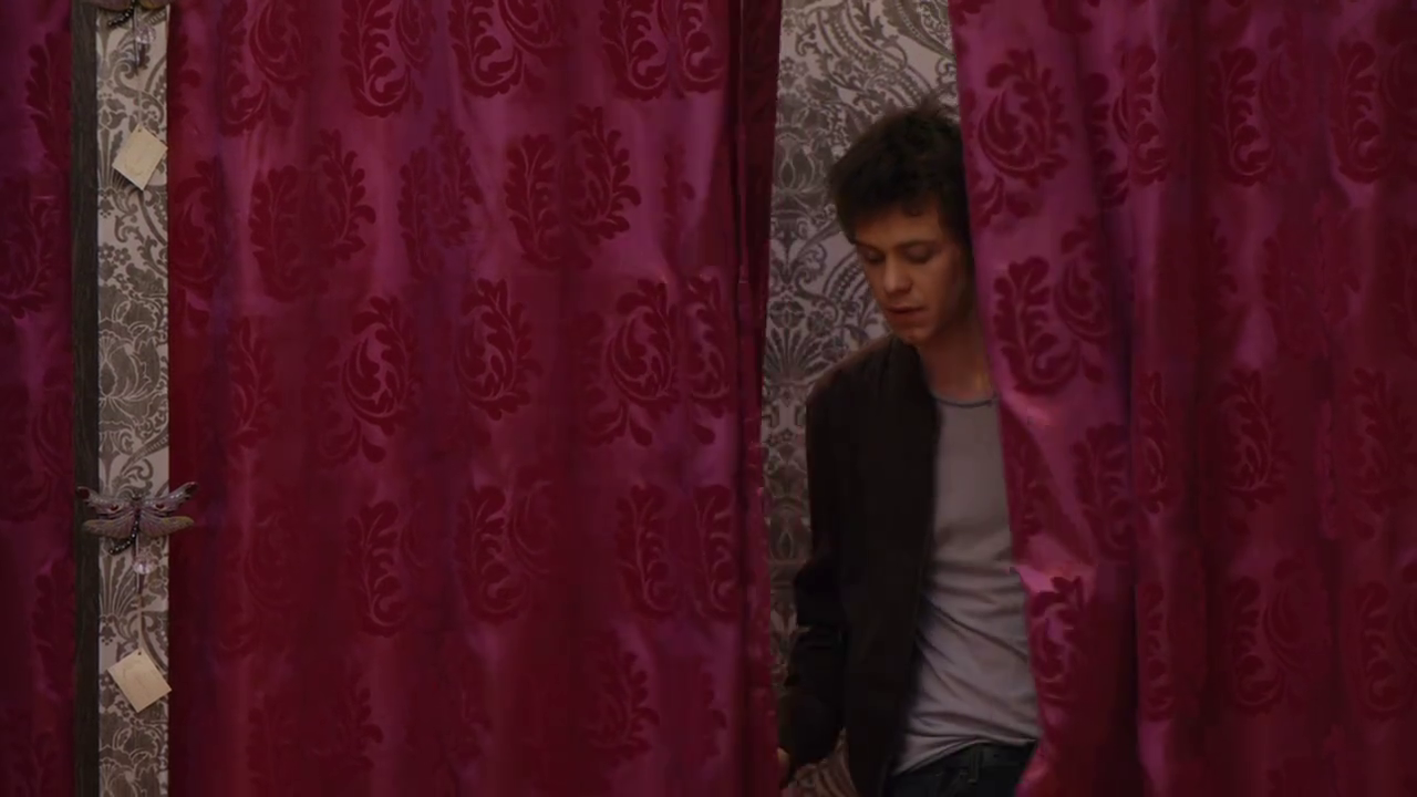 vlcsnap-2014-09-21-19h07m57s210