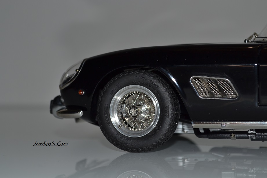 FERRARI-250-CALIFORNIA-CMC-cd