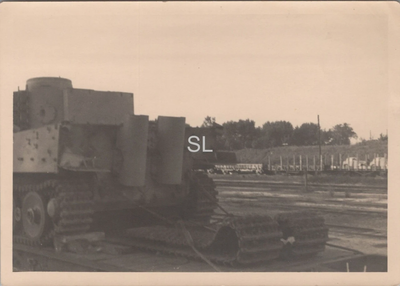 Foto Schwere Panzer Abteilung Transport Panzer VI Tiger FRA 1943 44 (MBF 99)