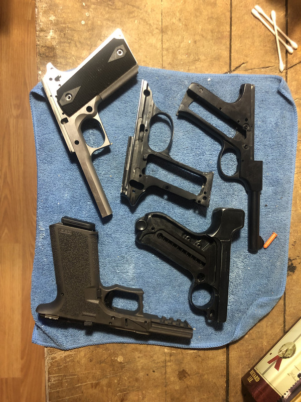 5BB09F78-DA7A-446F-8BFF-627DFAF884C5