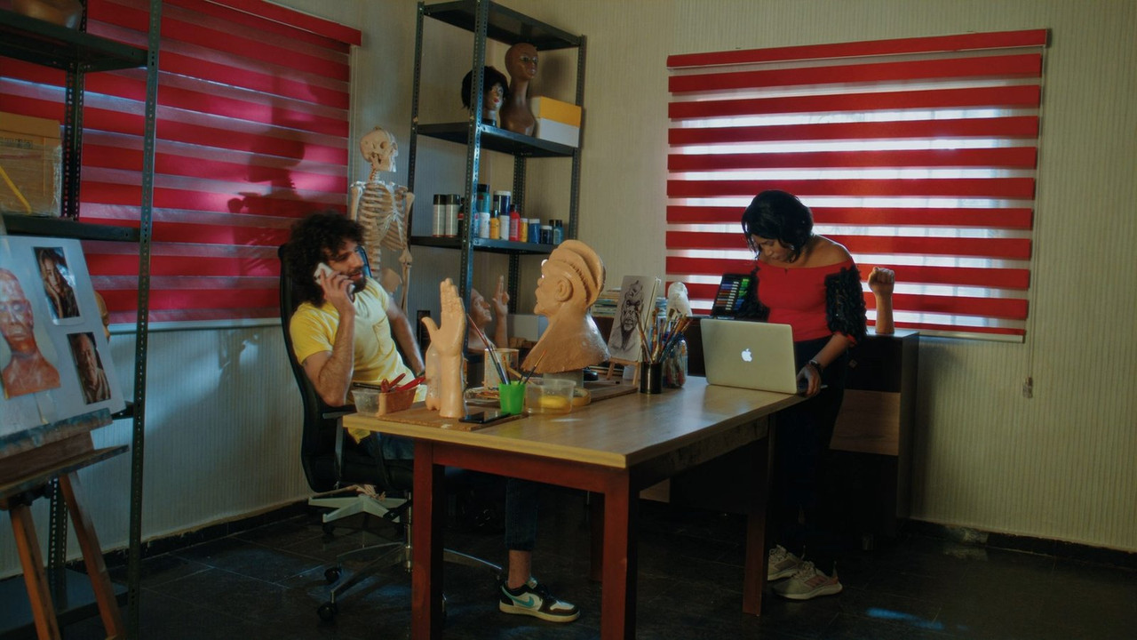 Move Like A Boss 2024 1080p AMZN WEB-DL DD 2 0 H 264-playWEB.mkv_snapshot_00.38.40.000