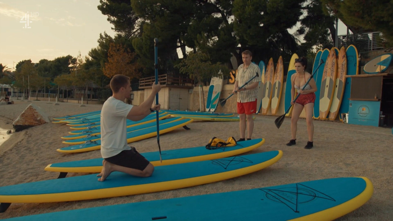 2022-04-11_21_30_Chan4_Travel-Man-48-Hours-In-Split_10x2.mp4_snapshot_17.40.366