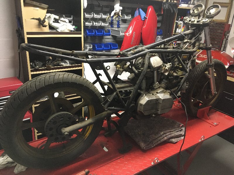 4BDD7CEE-F98B-44D2-8D47-979F36C3106C