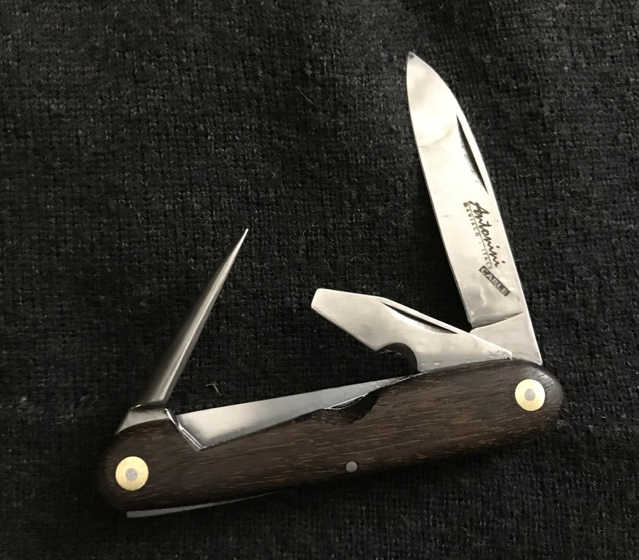 C7A15A65-62CB-4F9D-904F-1DDA77B658BD