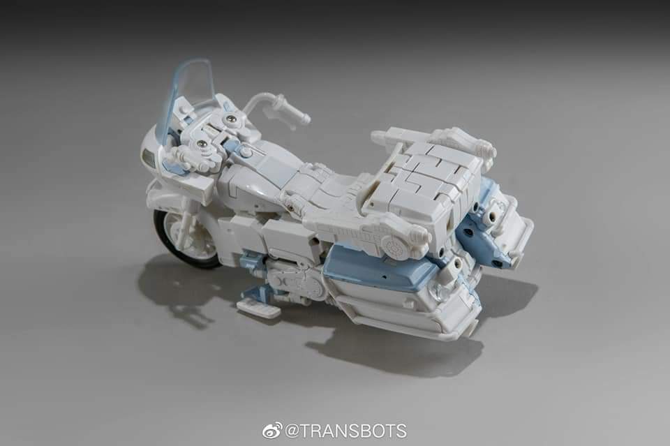 X-Transbots-MX-33-Groove-11