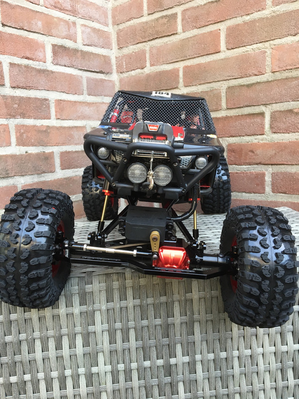 C7AD8A55-D6EA-4163-B013-50E53FC0E99C