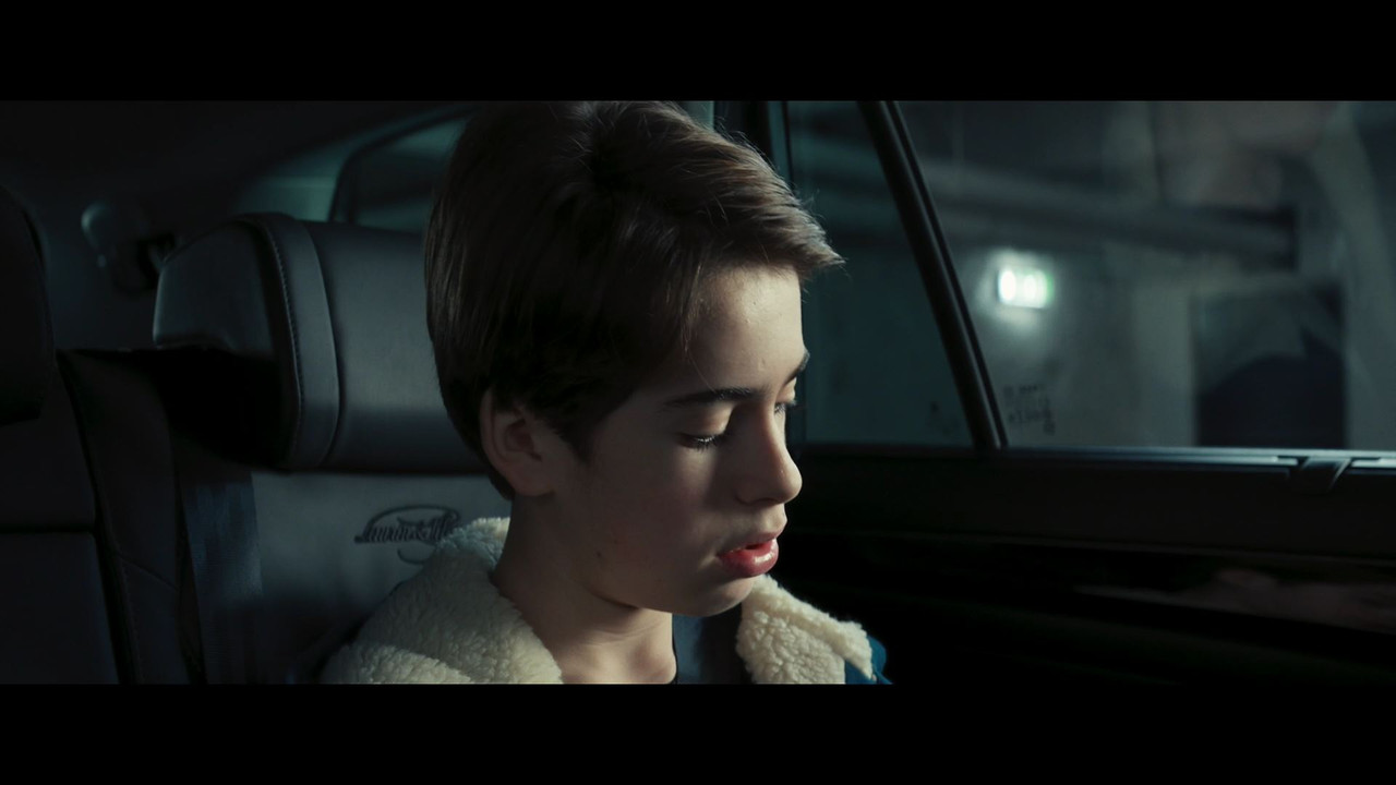 Blast (2021)_00_10_23_00_41