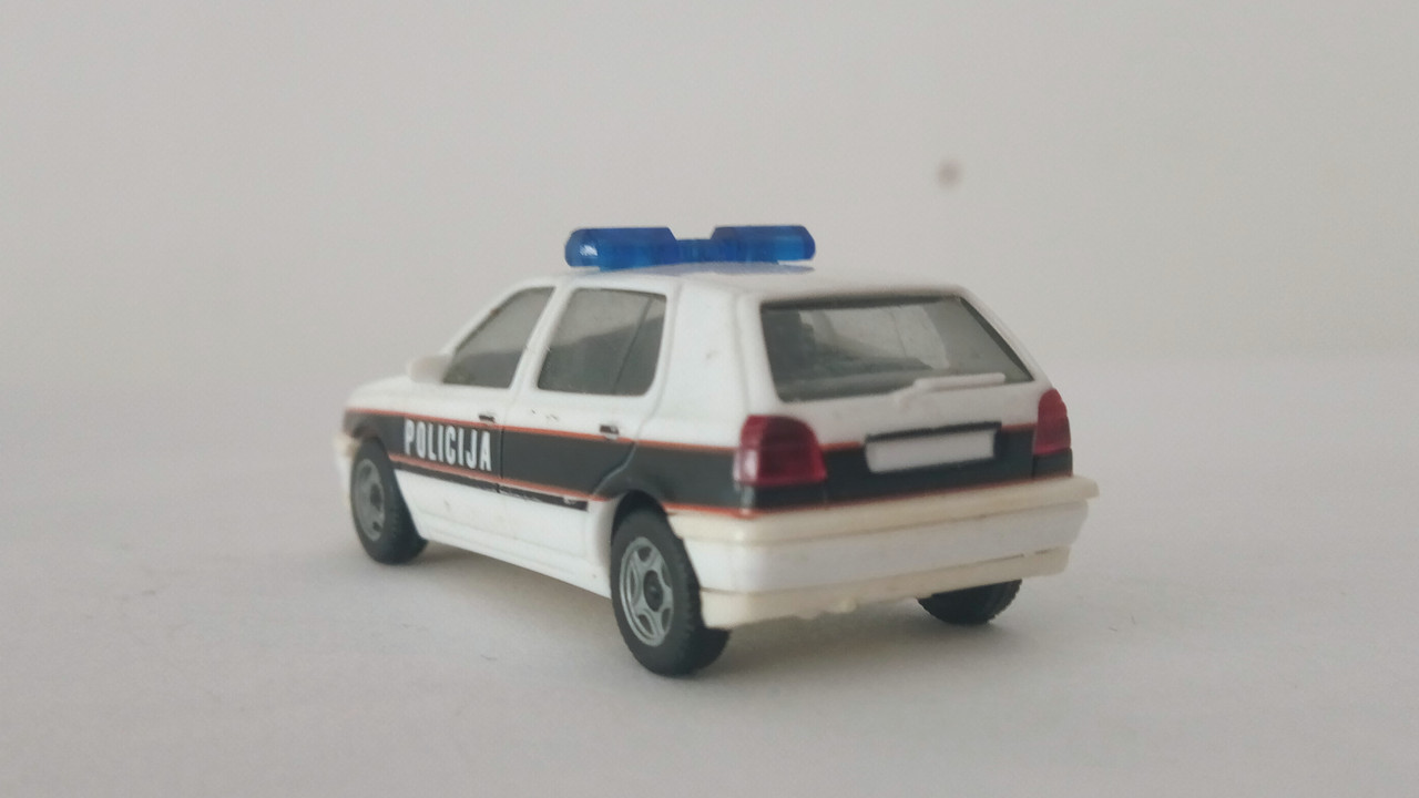 Mach (9441)