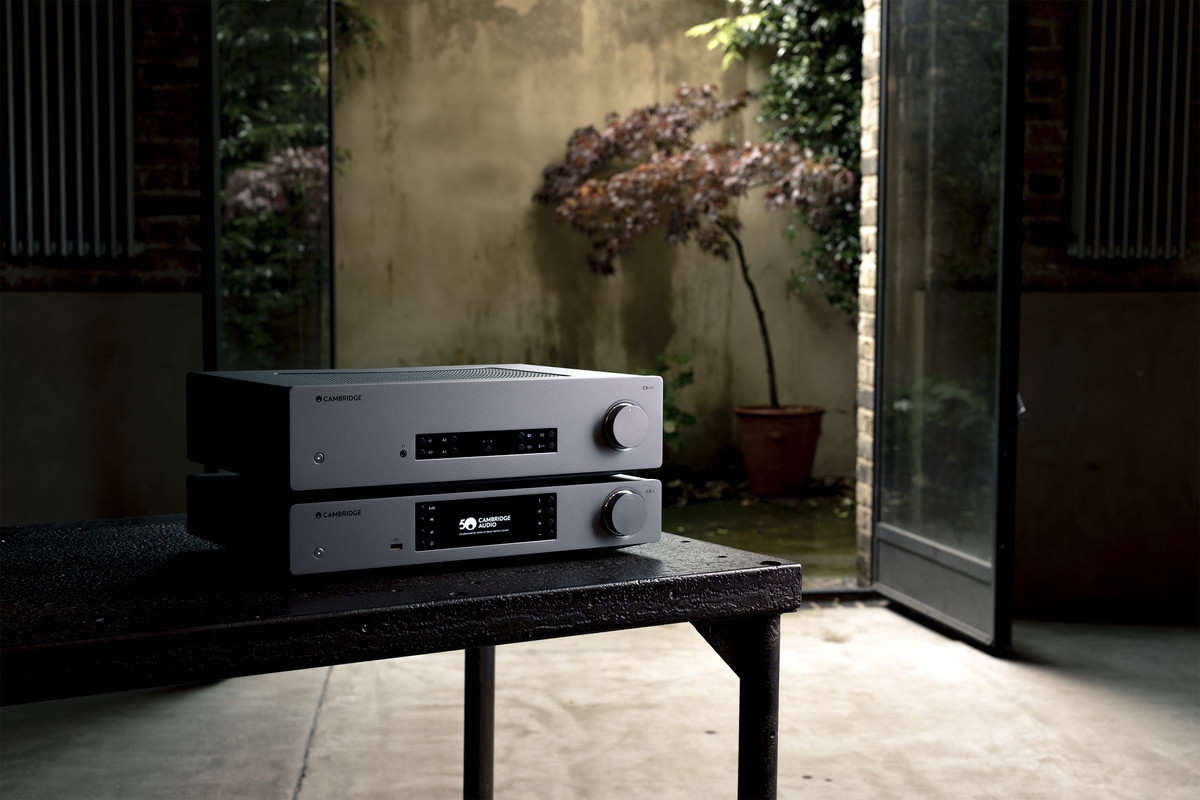 Cambridge_Audio_CX_Series2_CX81_stack_02 copy