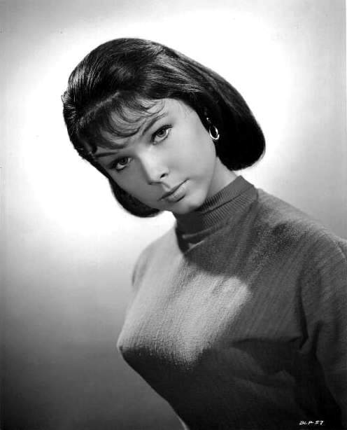 yvonne_craig_077