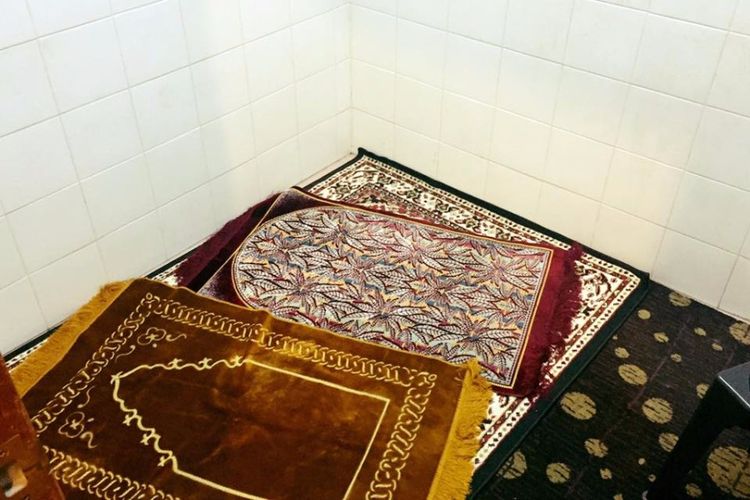 Tempat ibadah bagi turis muslim di Lucky Plaza