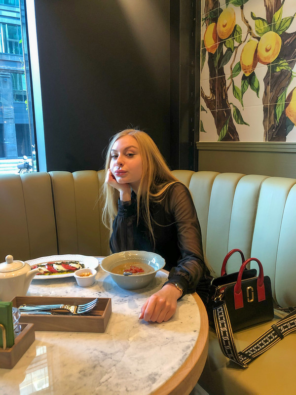 435695F8-84C9-4BF9-A972-22ED778C808D