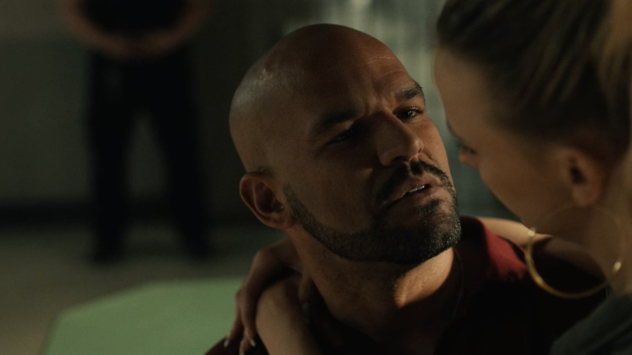Hightown (2020) S01E01 Love You Like A Sister (4Kto1080p STAN Webrip x265 10bit EAC3 5.1 - HxD) [TAo