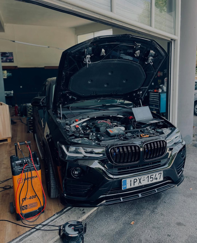 BMW X4 28i N20 Stage 2 crackle tune DMS Tuned