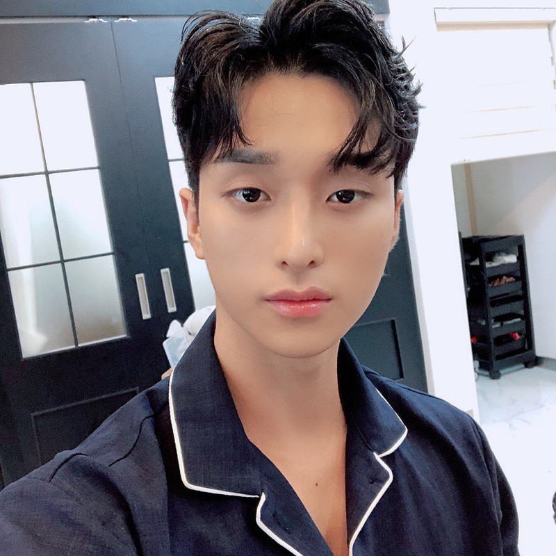 zzzzzzzun_ posts 2020-08-10 17.56 {$POSTID}_2_3 117330946_932819613866393_4350301093387127049_n