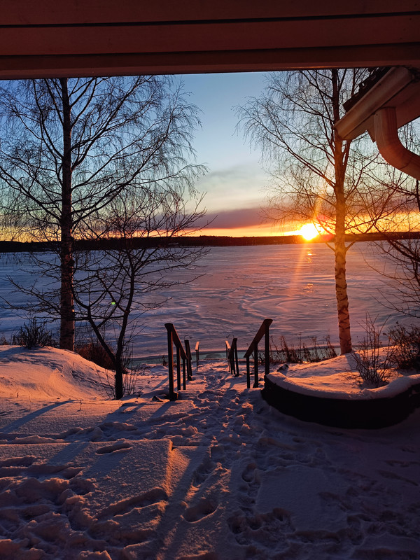 Día 5. Amanecer en el lago y atardecer en Ounasvaara – Viaje a Laponia con niñas - Viaje a Laponia con niñas - Finlandia 8 días (5)
