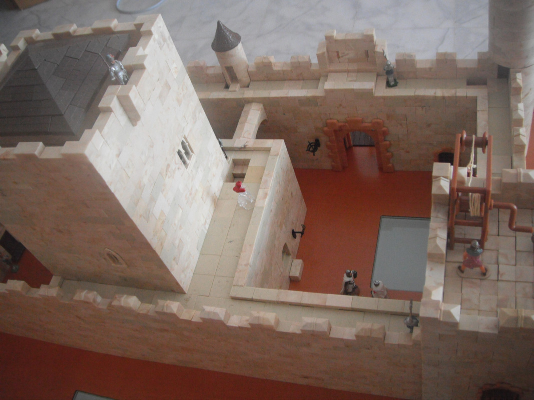 Castillo del Valle de Lunavao - Interior 09