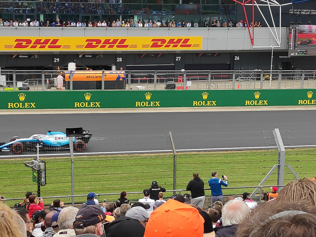 not sure which but it's a Williams in FP3