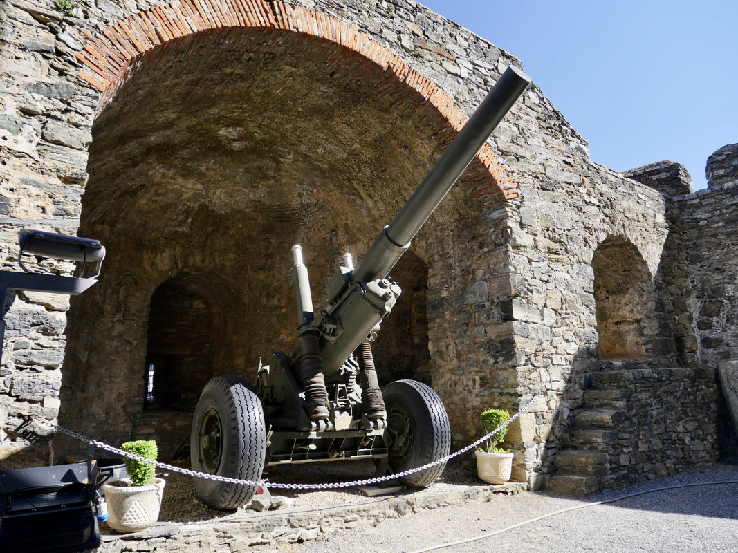 52B46AD1-4BD6-4696-877F-1A66C7A2A2C9