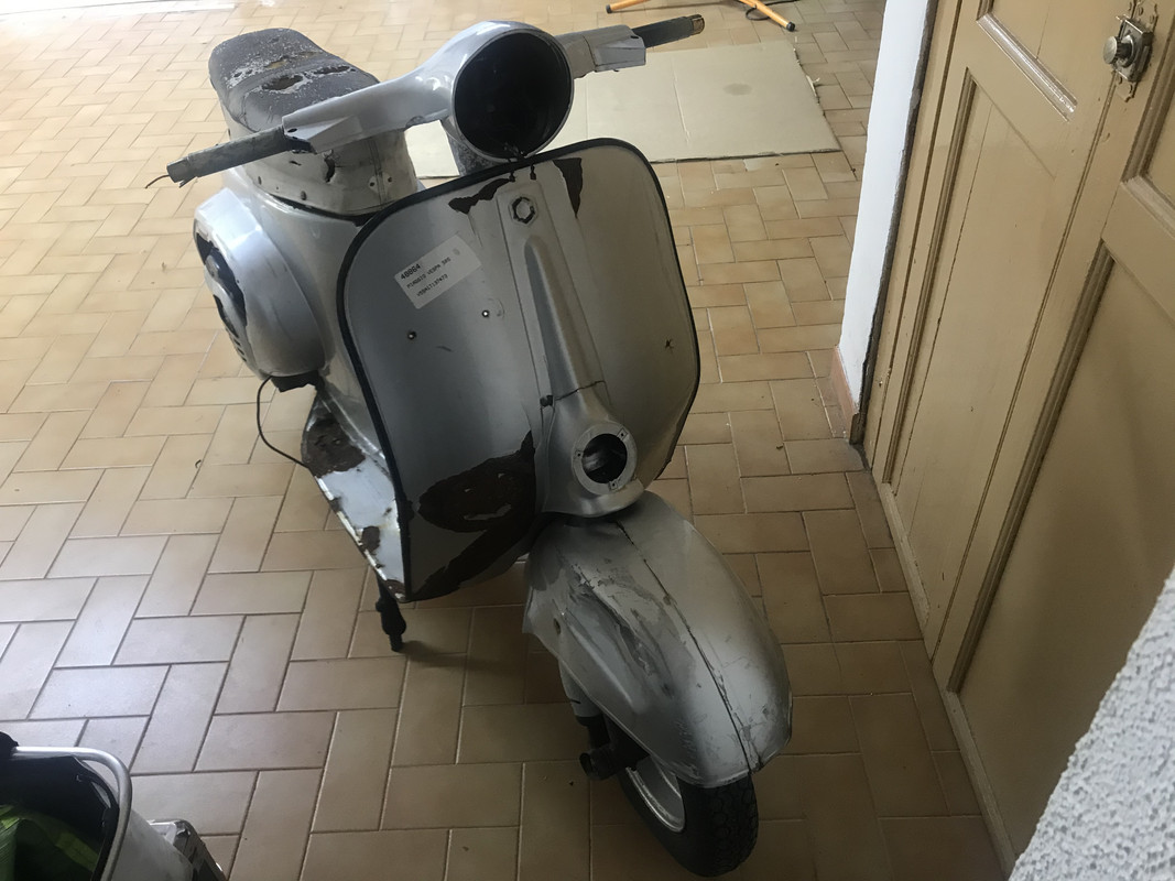 2E942110-BB59-49C6-A1F2-CD8C2494BF0F