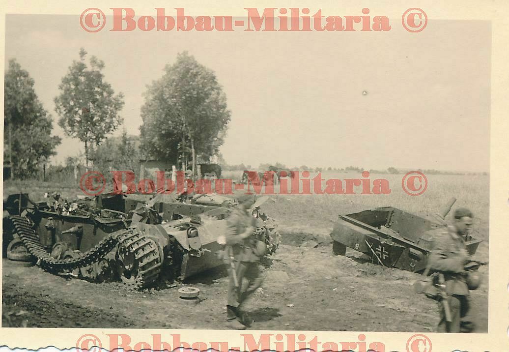 Sturmgeschütz STUG III auf Mine gefahren an der Front combat Ken