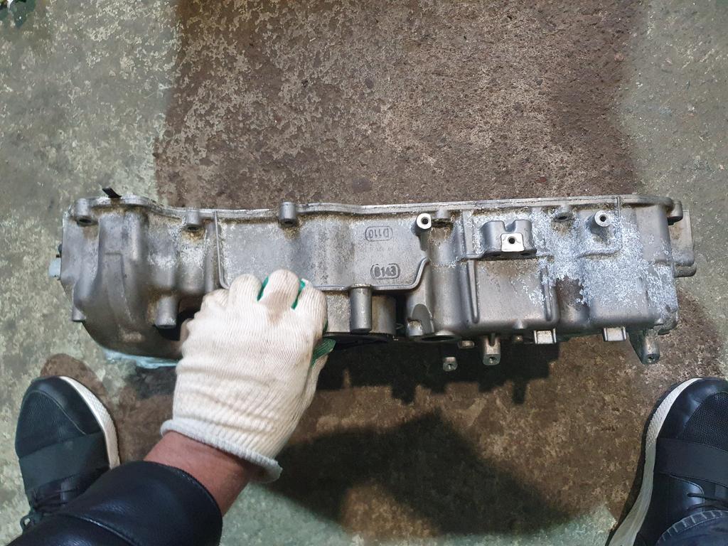 Поддон картера двигателя