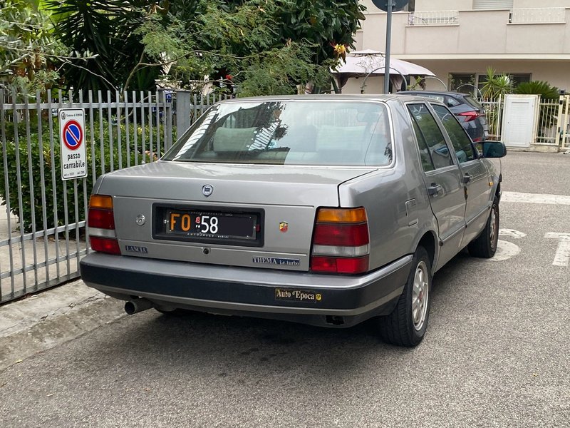 i.postimg.cc/Qdfgt9Y4/Lancia-Thema-Turbo-FO587401-foto1.jpg