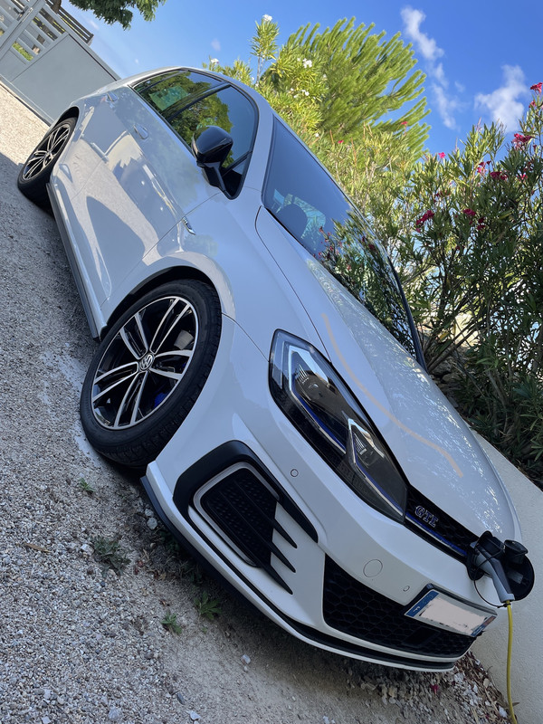 350B60A2-A0ED-4D13-A828-8A859EDD519E