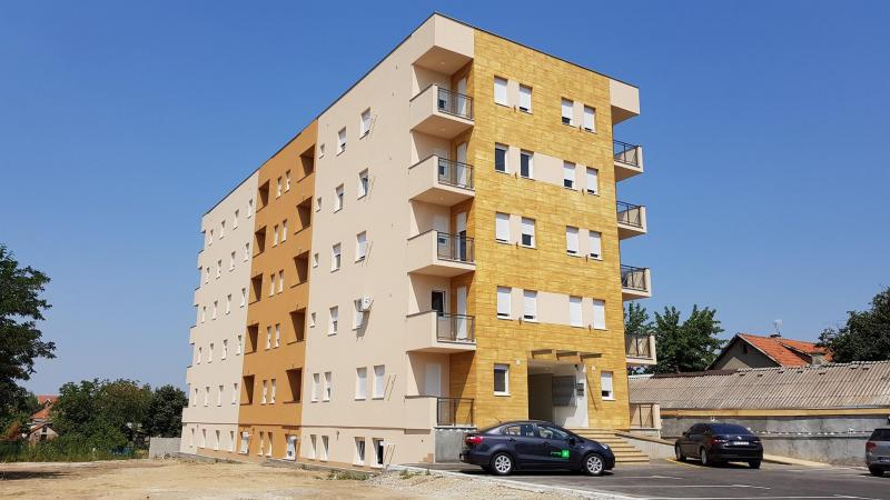 altina003.jpg