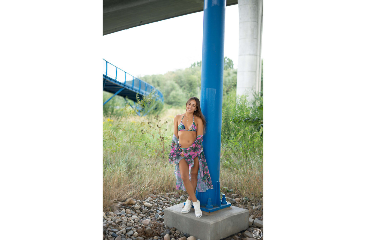 Dominika C Outdoor Shooting 0012