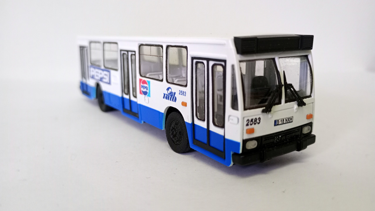 Mach (3471)