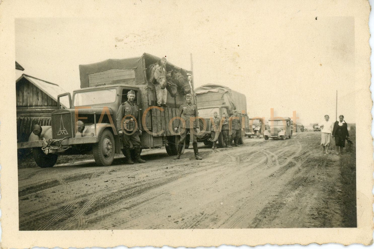 Russland LKW Camion Truck Frau Mädel Ostvölker F