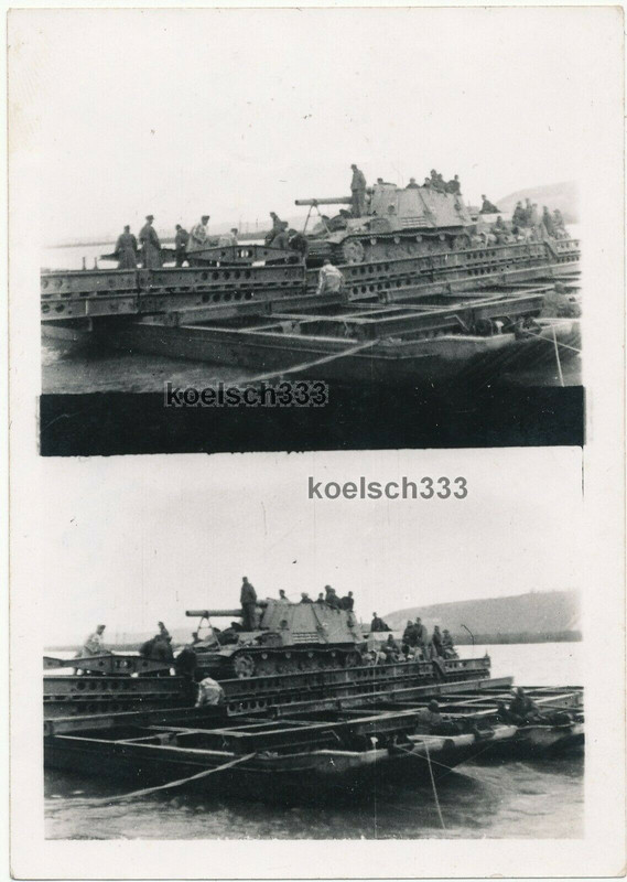 Foto Panzerhaubitze Hummel auf einer Ponton Fähre der Pioniere an der Ostfront !